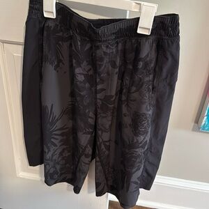 Lululemon Core Short 10”